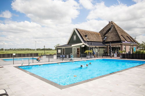 Photo 10 - Detached Light Chalet With Dishwasher not far From Hoorn