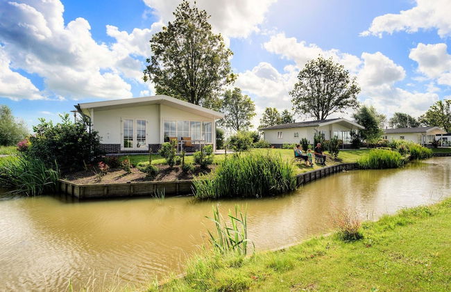 Detached Light Chalet With Dishwasher not far From Hoorn - Foto 22