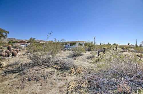 Photo 9 - Delightful Desert Home: 5mi to Natural Hot Springs