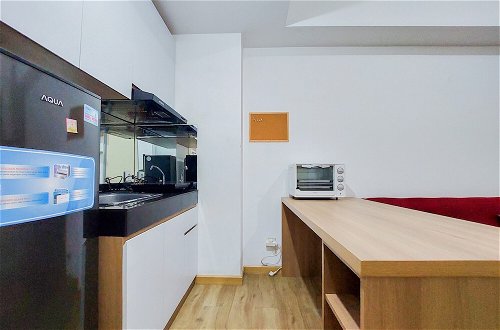 Photo 8 - Best Modern And Homey 2Br Apartment At M-Town Residence