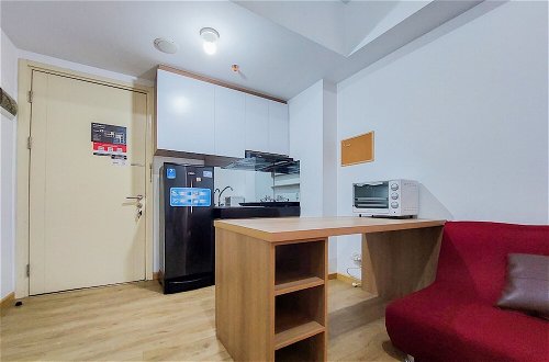 Foto 18 - Best Modern And Homey 2Br Apartment At M-Town Residence