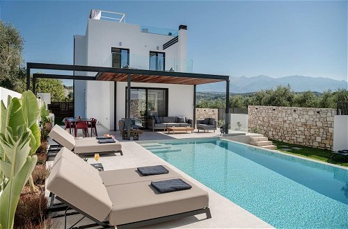 Photo 1 - Ayrilia Private Oasis - Mediterranean Luxury Bliss