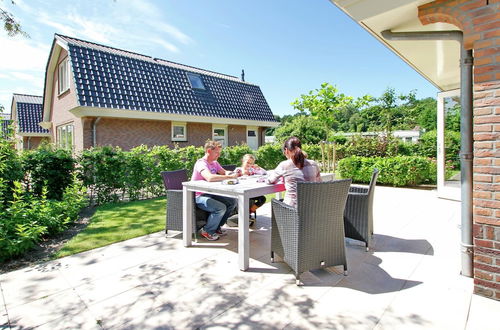 Photo 24 - Comfortable Holiday Home With a Garden, Near the Sea