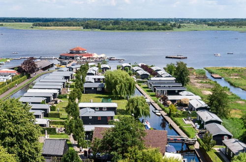 Photo 15 - Holiday Home With Terrace in Giethoorn