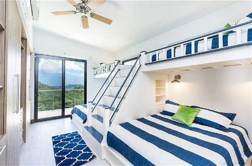 Photo 18 - Playa Flamingo Designer Home With Spectacular 180 Ocean Views - Casa DEL MAR
