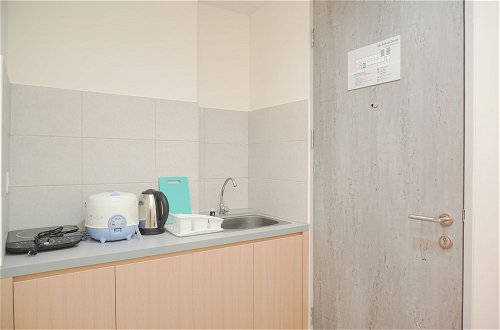 Photo 7 - Good Deal And Homey 2Br Osaka Riverview Apartment Without Living Room