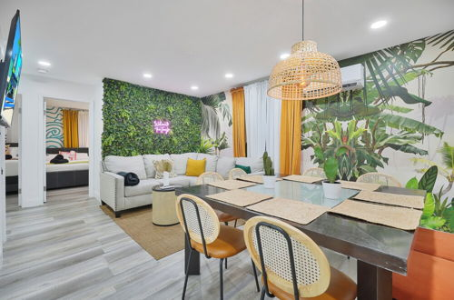 Photo 49 - 28 Guest - 4 Kitchens. Jungle Retreat in Heart Wynwood