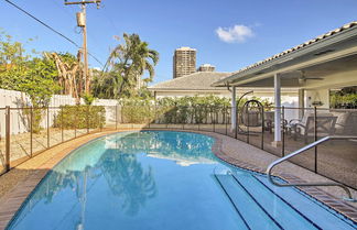 Foto 1 - Riviera Beach Home w/ Pool - Walk to Beaches