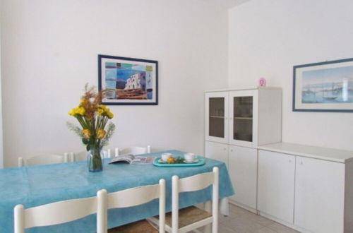 Photo 1 - Welcoming and Furnished Apartment