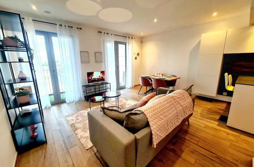 Photo 9 - Luxury 2 bedrooms with Parking&Terrace