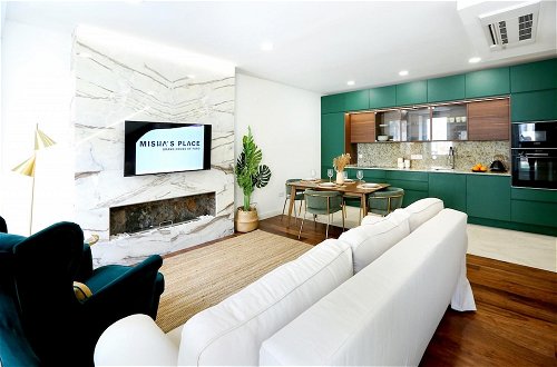 Foto 11 - Green Faro Modern Duplex With A Bliss Terrace