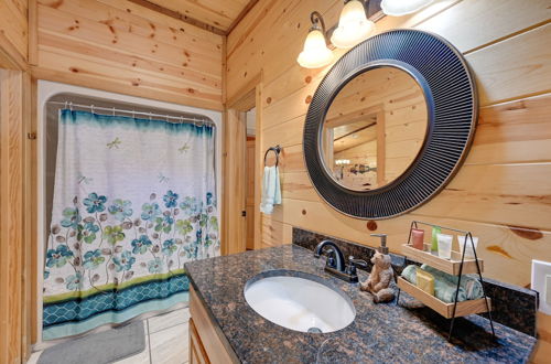 Photo 16 - Broken Bow Cabin w/ Hot Tub & Covered Deck