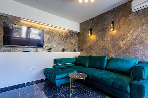 Photo 14 - Luxury Hedone Apartment with Private SPA Zone