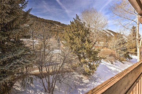 Foto 13 - Inviting Mountain Condo w/ Balcony in Vail Valley