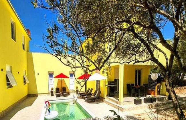 Luxury Villa Gaby With Heated Pool - Foto 14