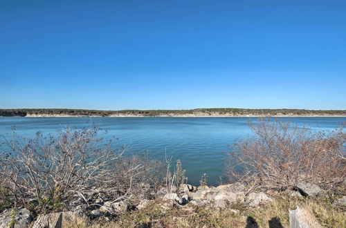 Photo 14 - Pet-friendly Belton Lake Studio w/ Deck & Kayaks