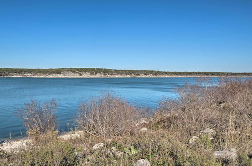 Photo 12 - Pet-friendly Belton Lake Studio w/ Deck & Kayaks