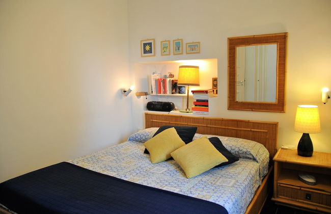Edy sea View Holiday Apartment - Photo 5