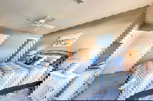 Foto 5 - Sunny Condo Situated Right on Lake of The Ozarks