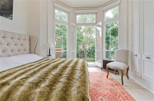 Foto 2 - Stunning 2-bed Chelsea Apt