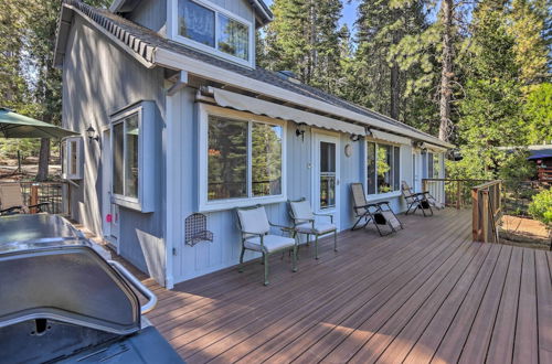 Foto 6 - Classic Shingletown Getaway w/ Private Deck