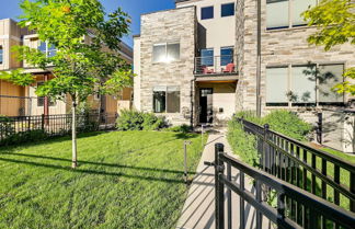 Photo 2 - Luxury Denver Area Townhome With Rooftop Deck