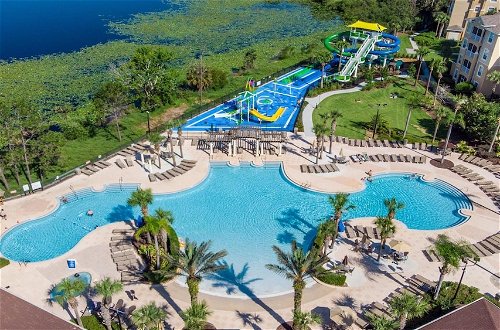 Foto 28 - Lakefront 6BR Villa w Pool SPA 2 Miles to Disney