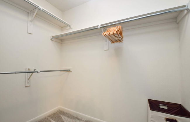 Plano Beautiful Studio Apartment - Photo 13