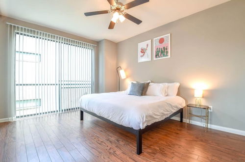 Photo 4 - Plano Dreamy Studio Apartment