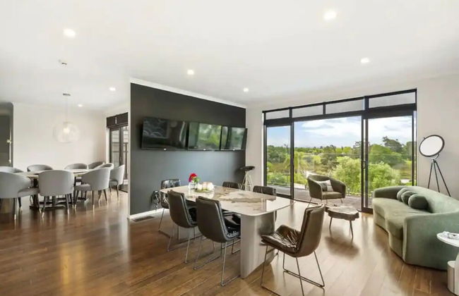 North Shore Mansion With 20M Pool - Foto 1