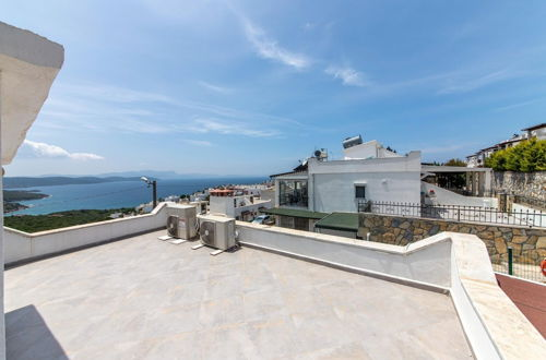 Foto 7 - Sea View Cozy House With Private Beach in Bodrum