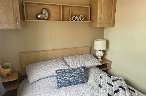 Photo 4 - Charming 3-bed Static Caravan in Porthcawl