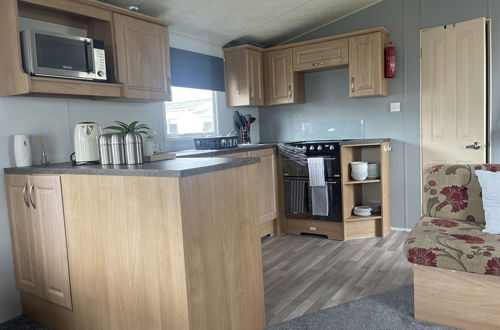 Photo 1 - Charming 3-bed Static Caravan in Porthcawl