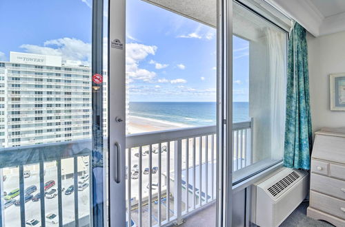 Photo 8 - Vacation Vibe Condo: 11th-floor Ocean Views