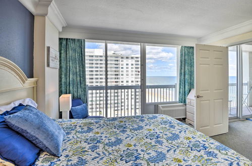 Photo 12 - Vacation Vibe Condo: 11th-floor Ocean Views