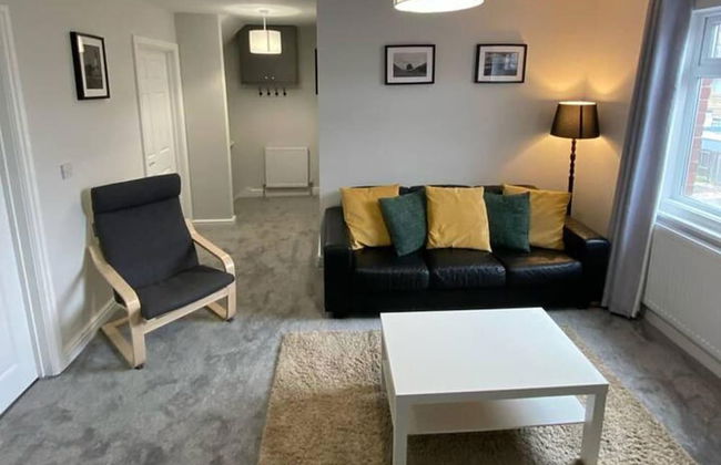 Flat - Sleeps 4 - Pet Friendly - Parking - Foto 8