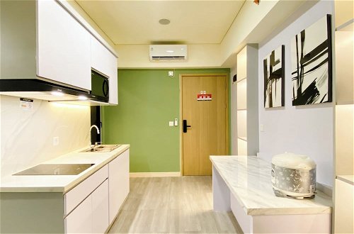 Photo 27 - Best Homey 2Br At Meikarta Apartment