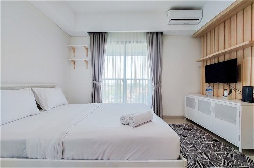 Photo 2 - Comfort 1Br Without Living Room Bintaro Embarcadero Apartment