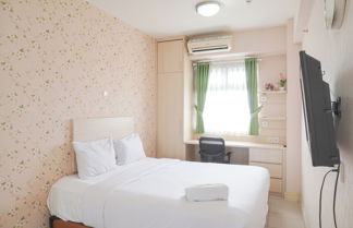 Photo 1 - Good Deal 1Br Green Pramuka City Near Mall Apartment