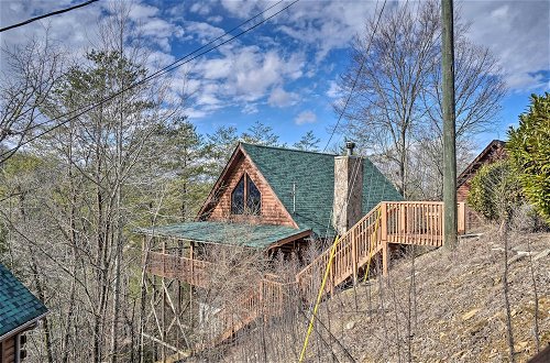 Photo 34 - Inviting Sevierville Cabin w/ Deck & Hot Tub