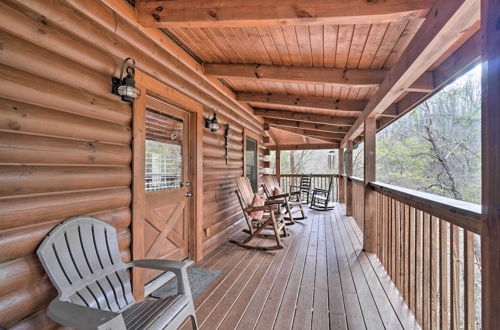 Photo 19 - Inviting Sevierville Cabin w/ Deck & Hot Tub