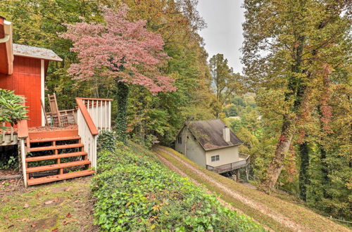 Photo 29 - Rustic Red Cabin w/ Deck in Maggie Valley Club