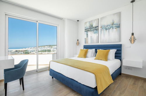 Photo 5 - Blue Beach Ocean View - Porto de M s by Ideal Homes