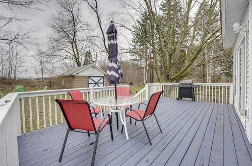 Photo 10 - Charming Fennville Home w/ Fire Pit & Deck