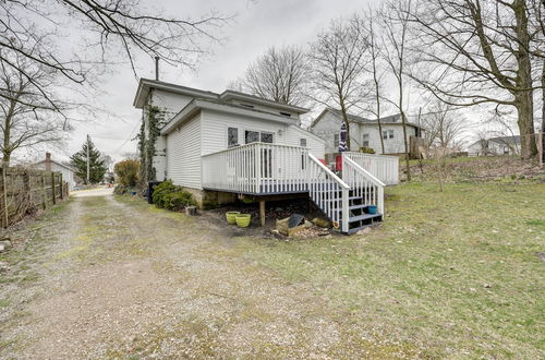 Foto 39 - Charming Fennville Home w/ Fire Pit & Deck