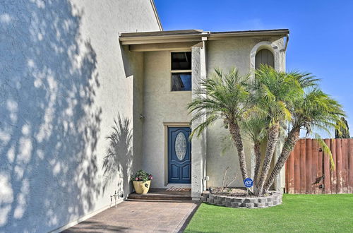 Photo 16 - Modern Oceanside Home w/ Pool & Putting Green