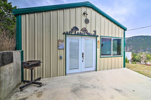 Photo 8 - Cozy Medina Cottages w/ Patio & Mountain Views