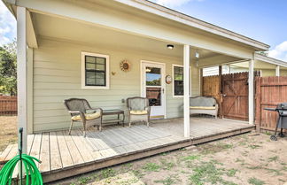 Photo 1 - Cozy Canyon Lake Cottage: 1 Mi to Guadalupe River