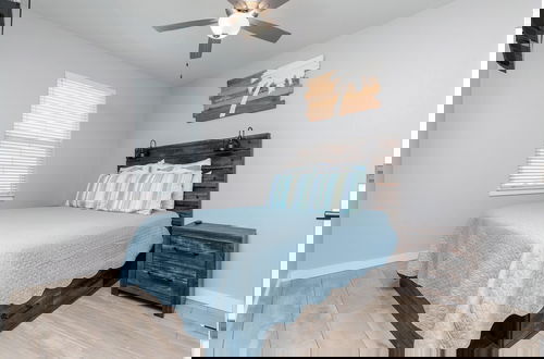 Foto 5 - Modern Comfort, 3 Bedroom, Pets