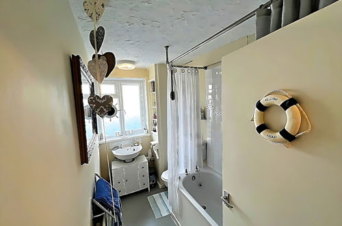 Photo 7 - Stunning 2-bed Apartment in Bristol